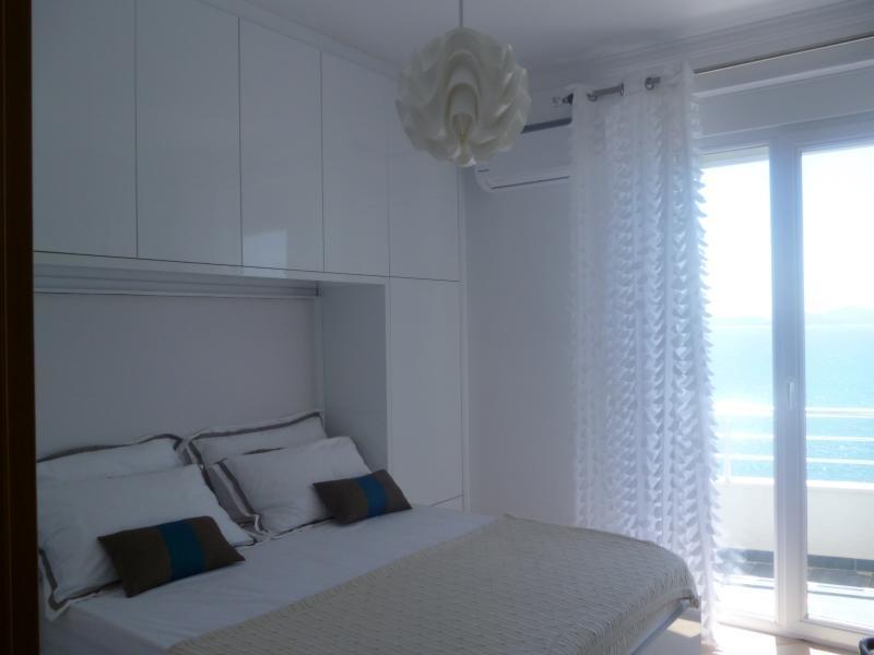סרנדה Beautifull Holiday Apartment Larisa מראה חיצוני תמונה
